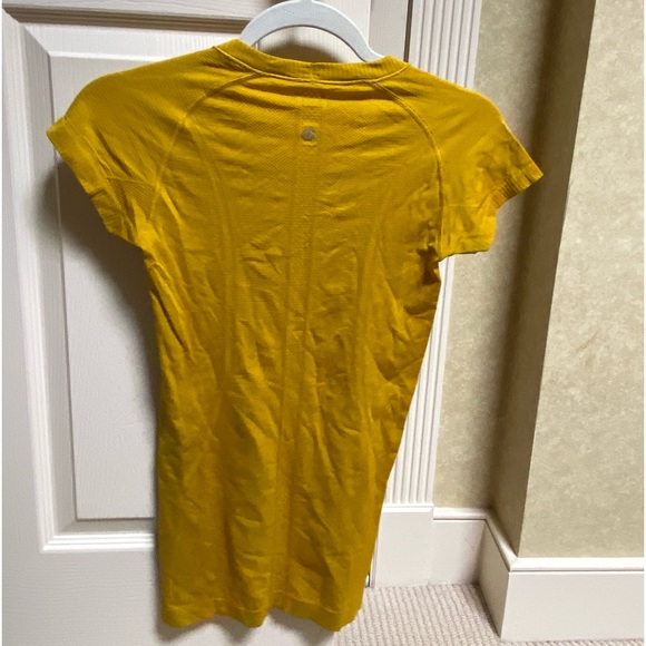 lululemon swiftly tech mustard yellow - Picture 3 of 5